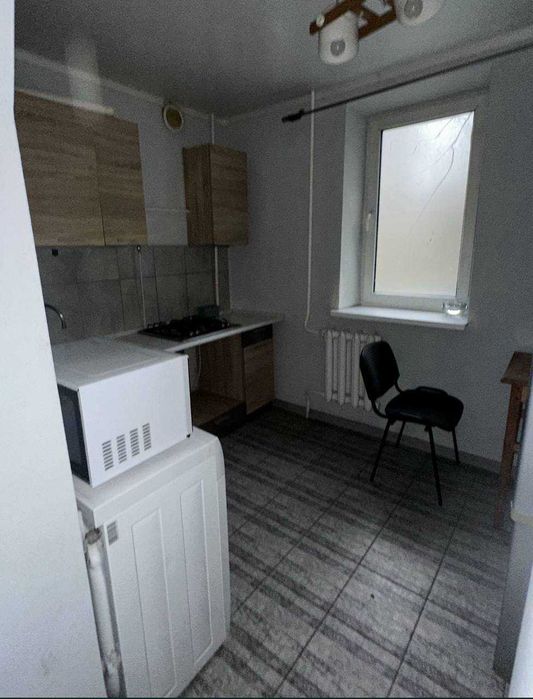 НЕБЕСНОЙ СОТНИ \ СИТИ ЦЕНТР 1 - комн Укомплектована Средний этаж