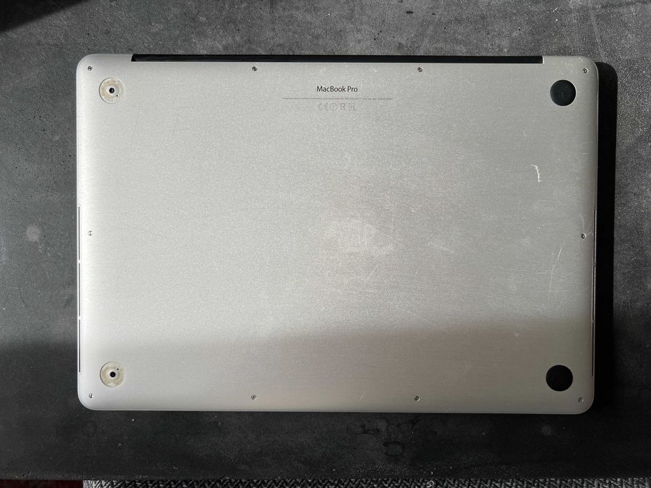 MacBook Pro 15" / 16 GB (Retina, Mid 2015)