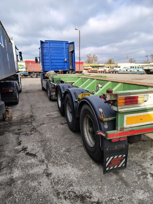 Напівпричеп контейнеровоз 20,30,40,2*20