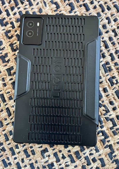 Lenovo Legion Y700 – Tablet Gaming Como Novo