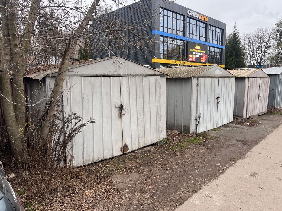 Продам або здам гараж Клосовського (панчішна фабрика)
