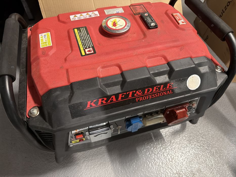 Agregat prądotwórczy przenośny 6500W 230V/380V KRAFT&DELE KD137
