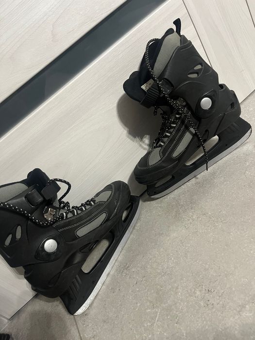 Łyżwy hokejowe 40E