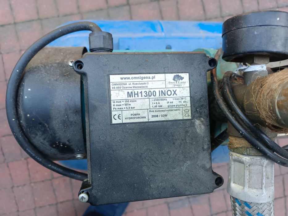 Pompa ze zbiornikiem do studni.