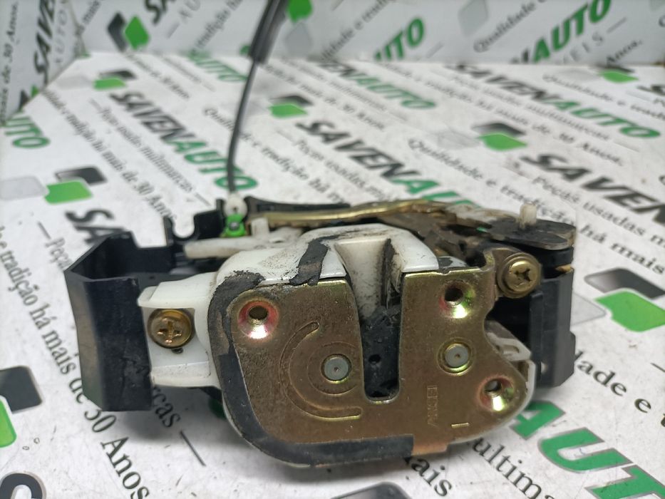 Fechadura / fecho porta trás esquerdo MITSUBISHI Colt VI (Z3_A, Z2_A)