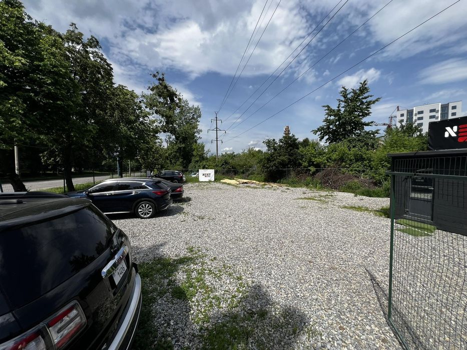 Здам в оренду площадку 8 соток землі