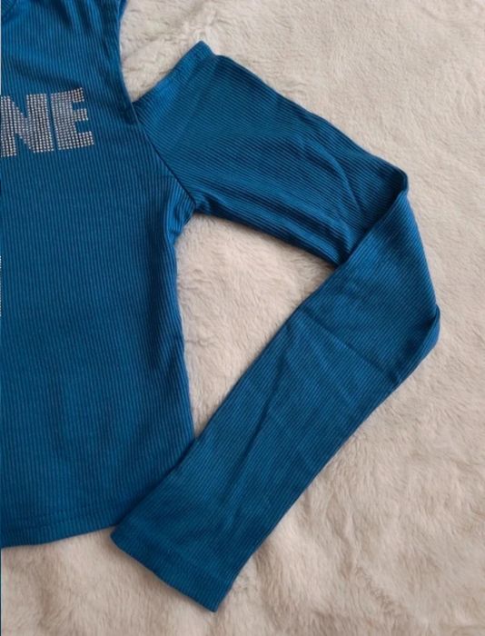 Damski niebieski top