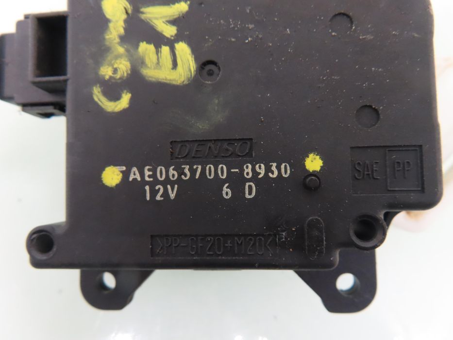 Silniczek Klapki Nawiewu Toyota Corolla E12