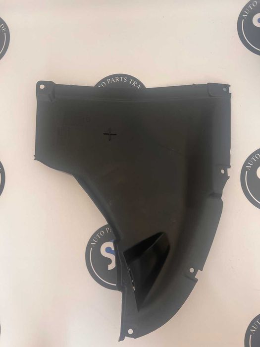Трикутник локер BMW X3 G01 G02 щиток підкрилка 7445679 7445680