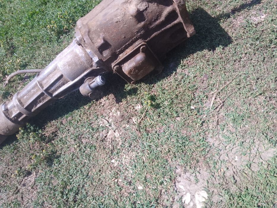 Коробка передач до москвича з карданом