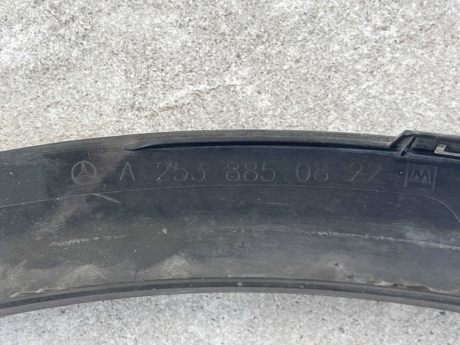 Frisos dos guarda lamas traseiros Mercedes GLC x253 - ORIGINAIS