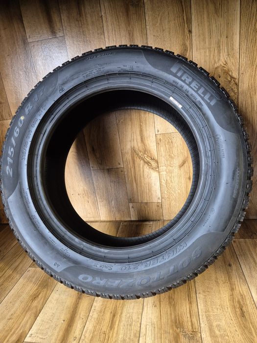 215/60/17 Pirelli nowe  para zima Sottozero  2021r