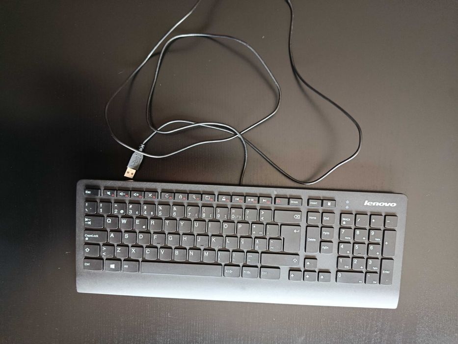 Teclado Lenovo USB Preto