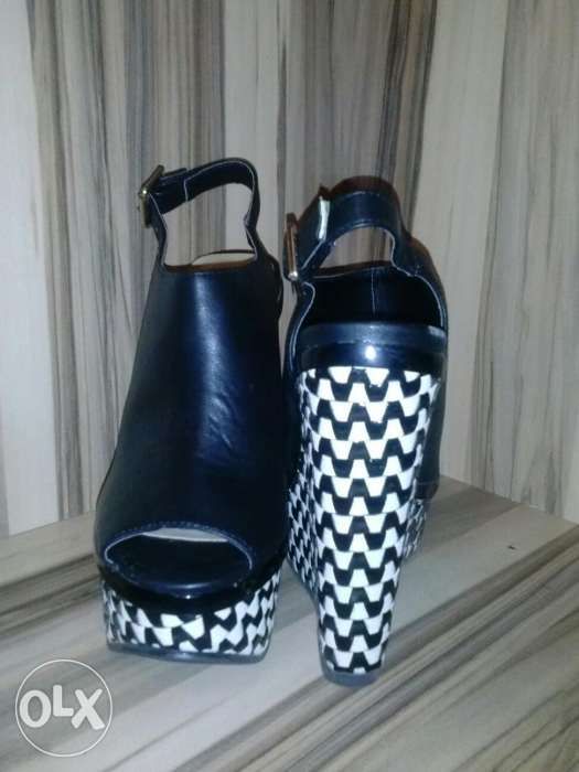 Босоножки летняя обувь