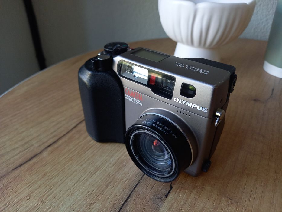 Olympus C-3000 цифровий фотоапарат