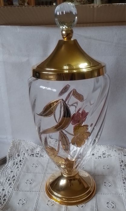 Boleira em vidro e metal dourado