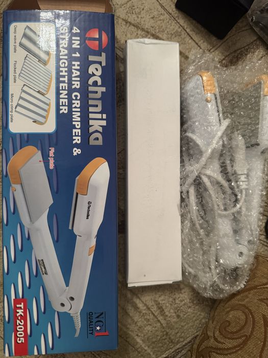 Випрямляч, утюжок для волосся зі змінними насадками