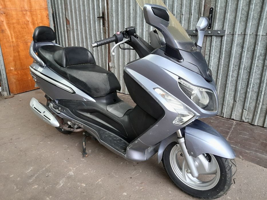 Sym GTS 125cc..2010r.Gaźnik.ciecz.4T.Zadbany.Na kat.B.Transport!