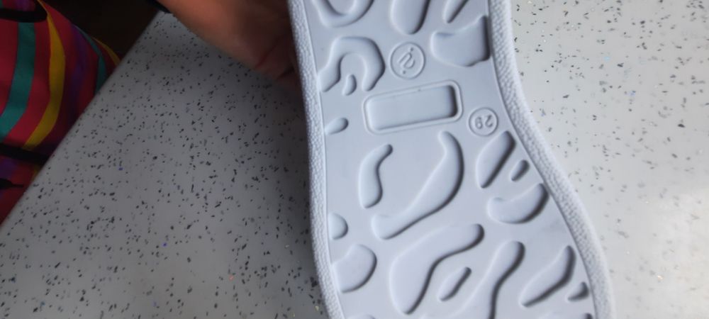 Nowe buty rozmiar 29