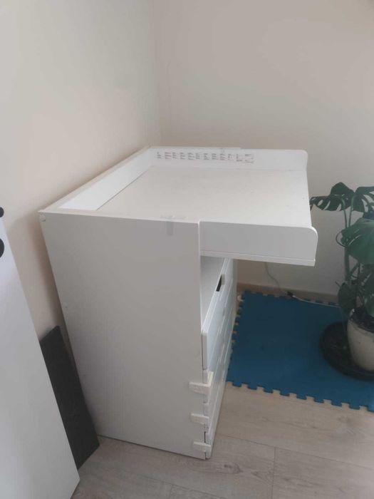 Przewijak z komodą Ikea stuva, 4 szafki, duży