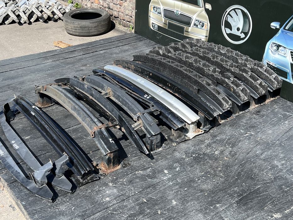 усилитель бампера golf 5 skoda a5 fabia підсилювач