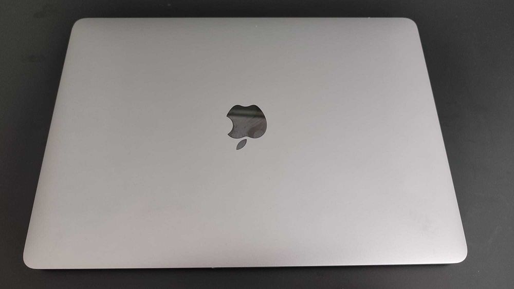 MacBook Pro 2018 Touch Bar64354216884099122