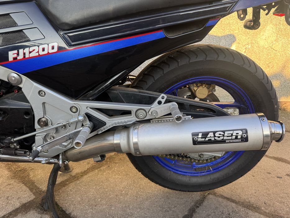 Yamaha FJ1200 z silnikiem XJR1300 duzo nowych czesci  RATY Transport