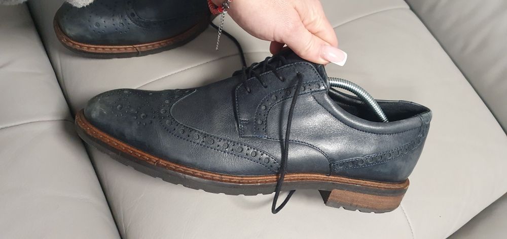 Buty ze skory Ecco  42