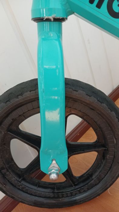 Продам біговел Miqilong, бірюзовий
Біговел Miqilong HP 12" бірюзов