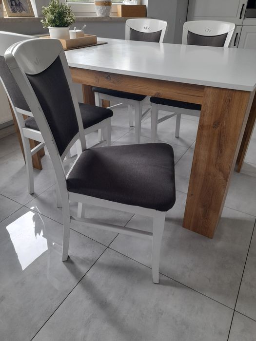 4 sztk drewniane krzesła