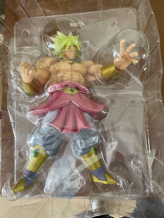 Figura do Broly Masterlise Dragon ball