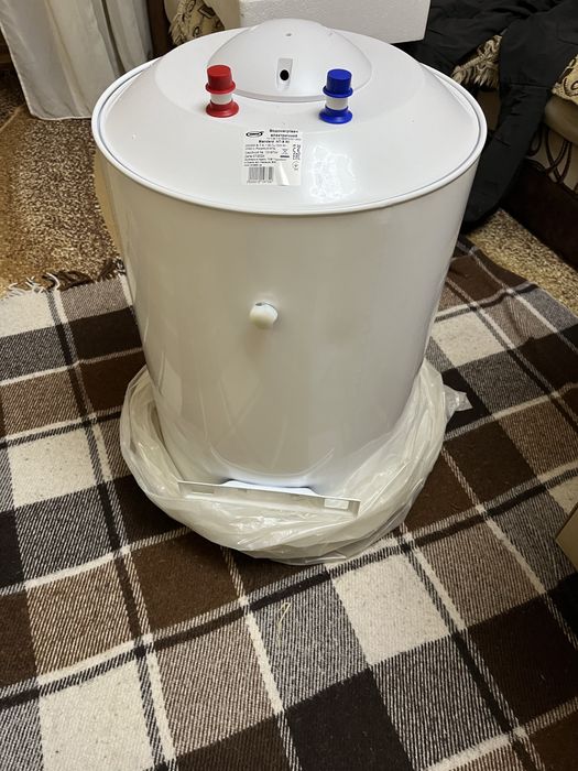 Продам бойлер Nova tec на 80л.