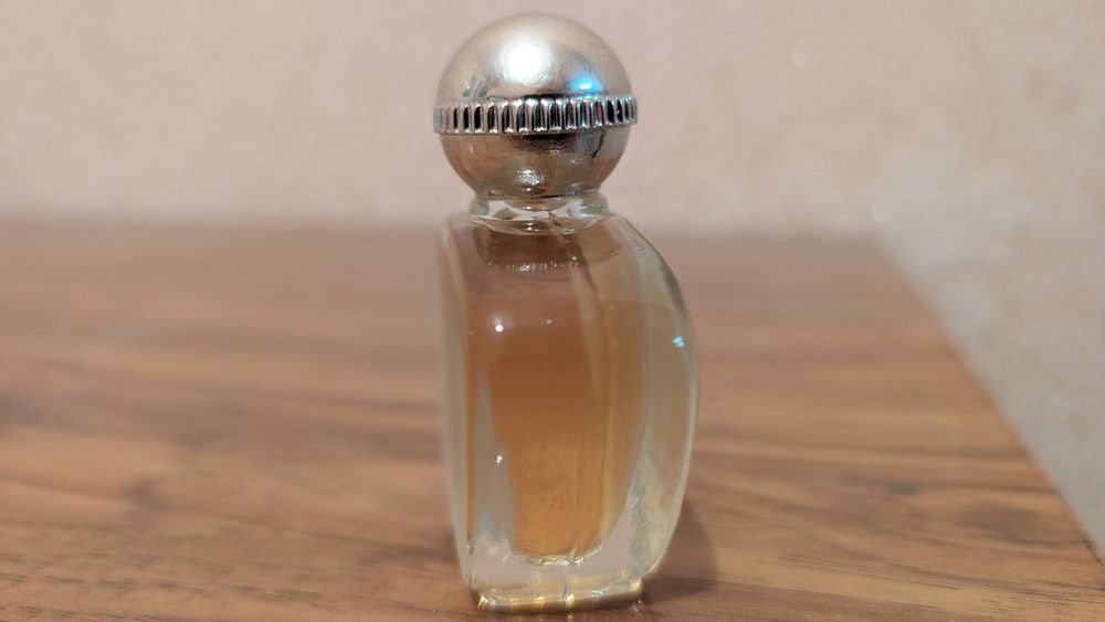 Вінтажні жіночі  парфуми "Білі Троянди" , Narciso Rodriguez,Vanitas