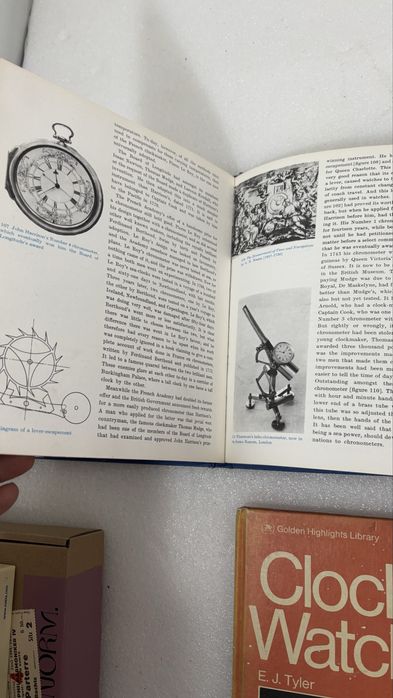 Livros guia de relogios de bolso e outros antigos
