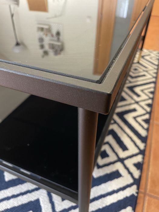 Mesa de centro (modelo ÄSPERÖD do IKEA)