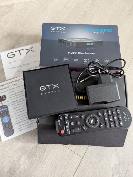 Медіаплеєр Geotex GTX-R10i Pro