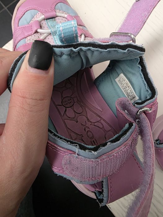 Sandały pólsandały dziewczęce geox 33