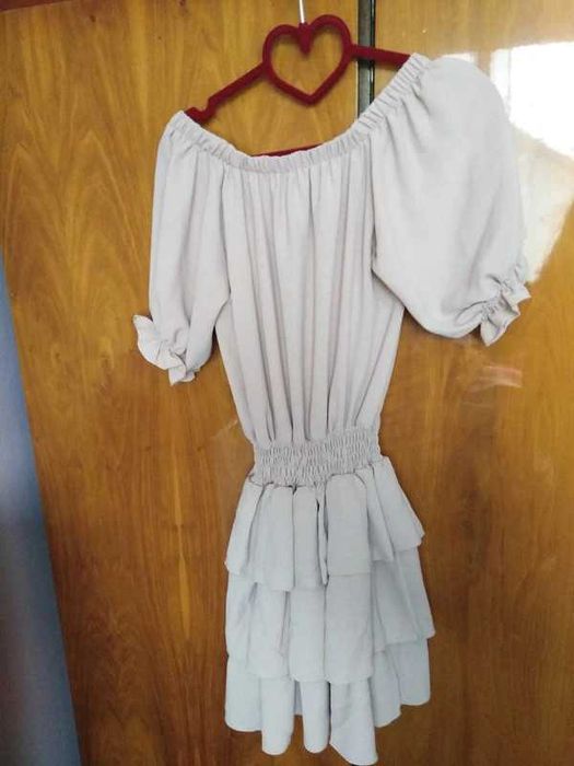 Sukienka pudrowy róż