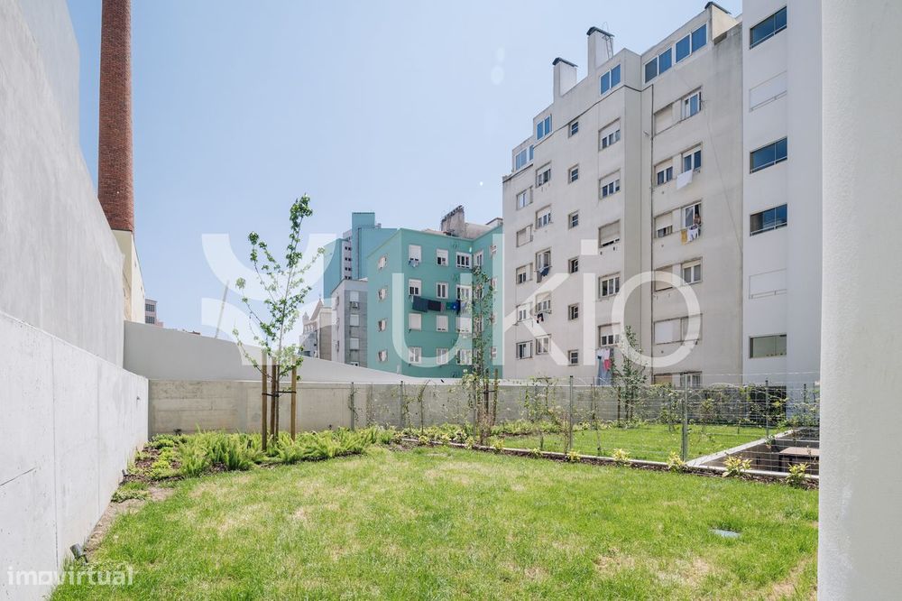 Apartamento T1 com ginásio em Av. de Roma - Campo Pequeno