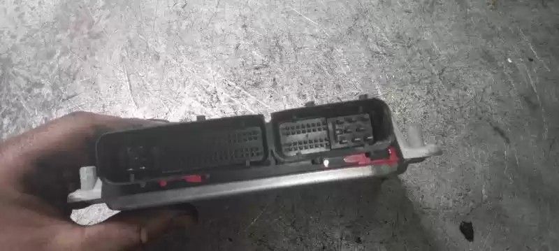 CENTRALINA MOTOR UCE PORSCHE CAYENNE 2005 -0261207696