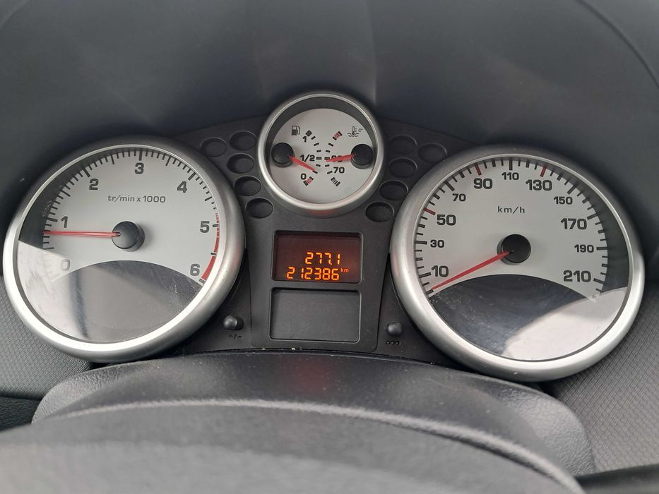 Peugeot 207 — fotografia 6