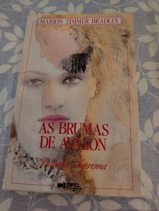 Livros de Marion Zimmer Bradley
