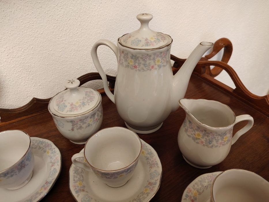 Serviço de Café em Porcelana Fina
