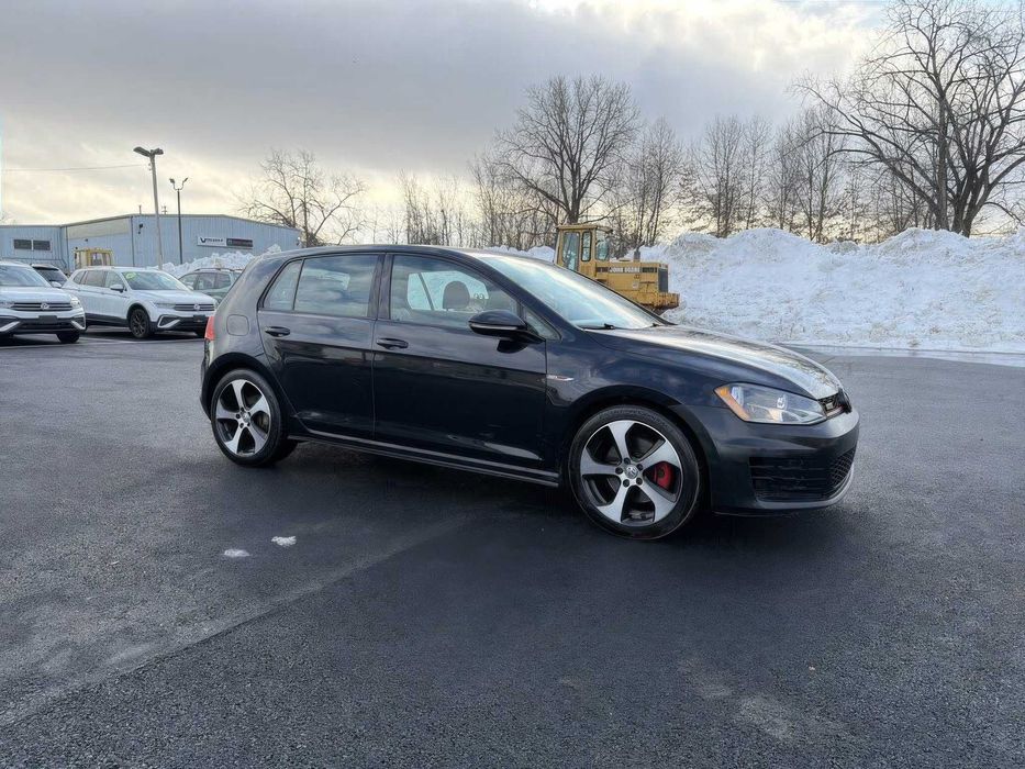 Volkswagen Golf GTI SE      2016