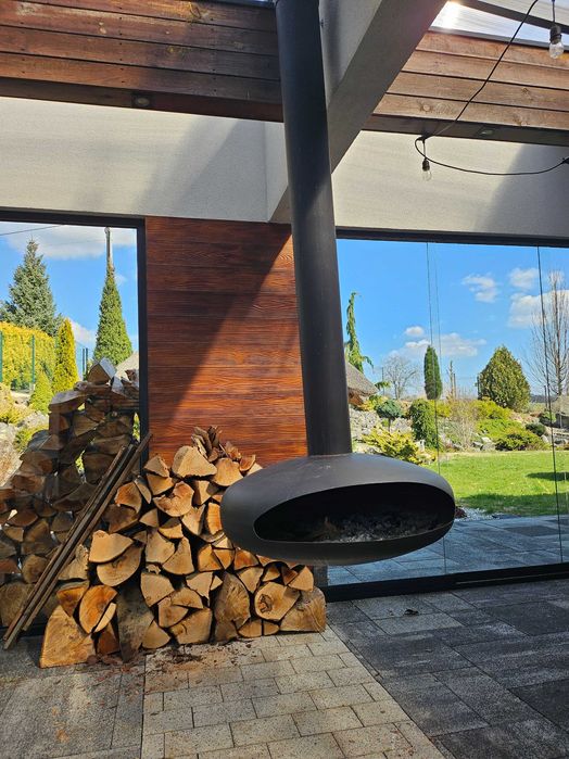 Piec wiszący czarny mat