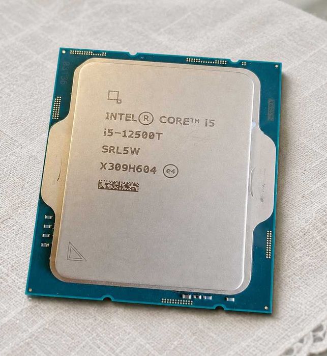 Intel Core i5-12500T