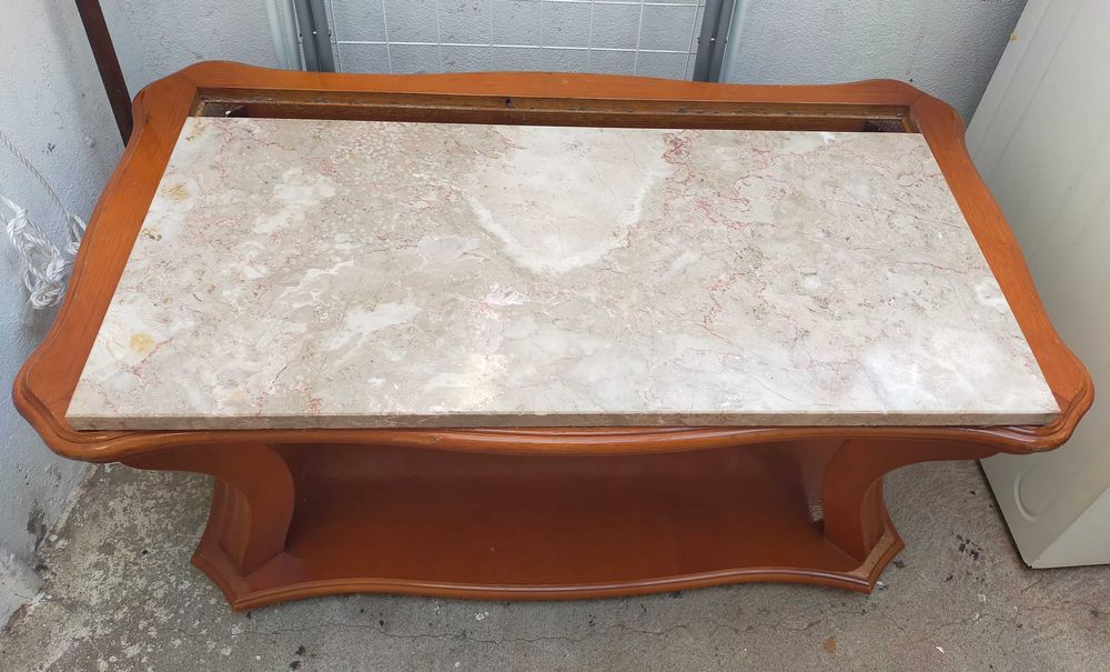 Mesa de apoio em madeira