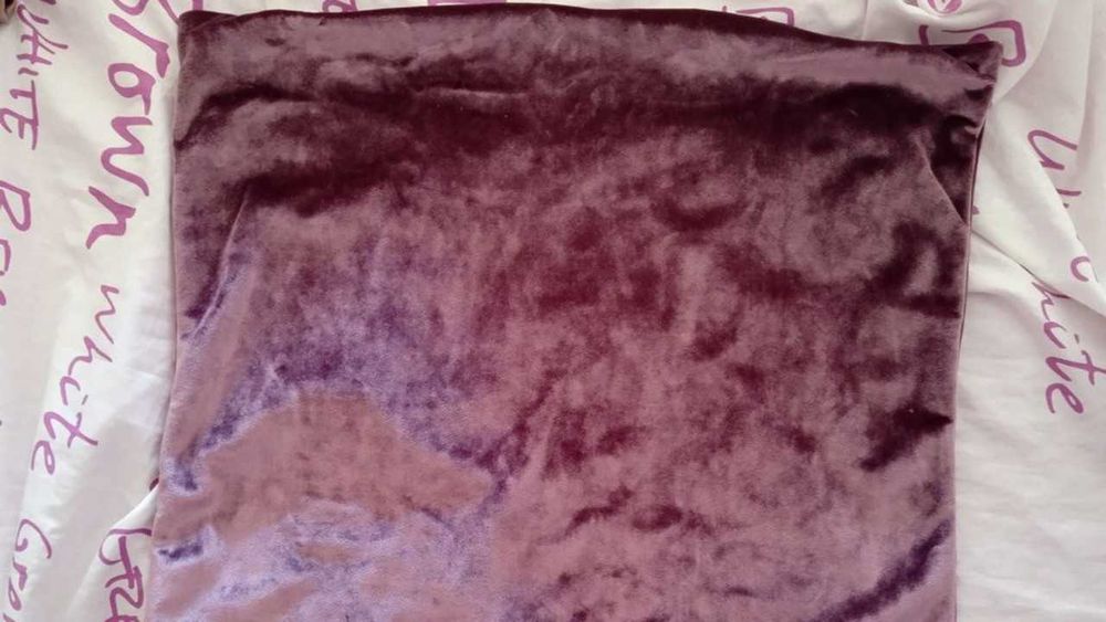 Conjunto 2 fronhas quadradas + capa almofada violeta veludo