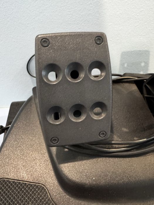 Кермо МАМА Logitech