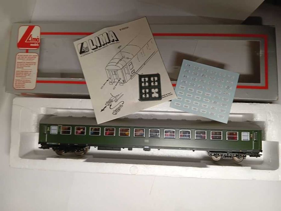 Пасажирський вагон. Lima 309178k. Піко. Залізниця Piko НО 1/87